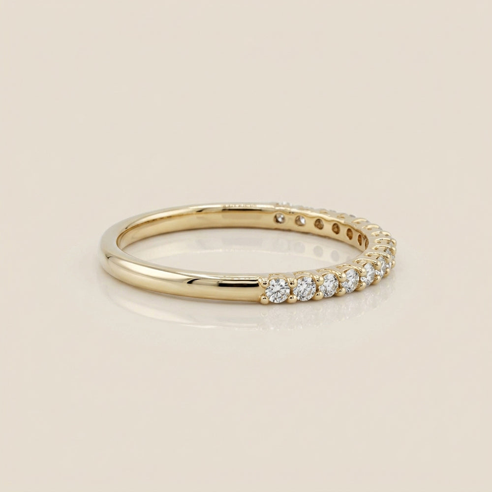 Churumbela Split Prong con Diamantes en Oro Amarillo de 14K