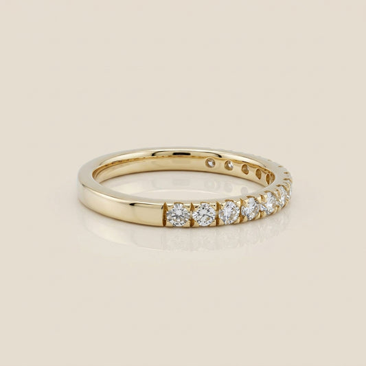 Churumbela Split Prong con Diamantes en Oro Amarillo de 14K