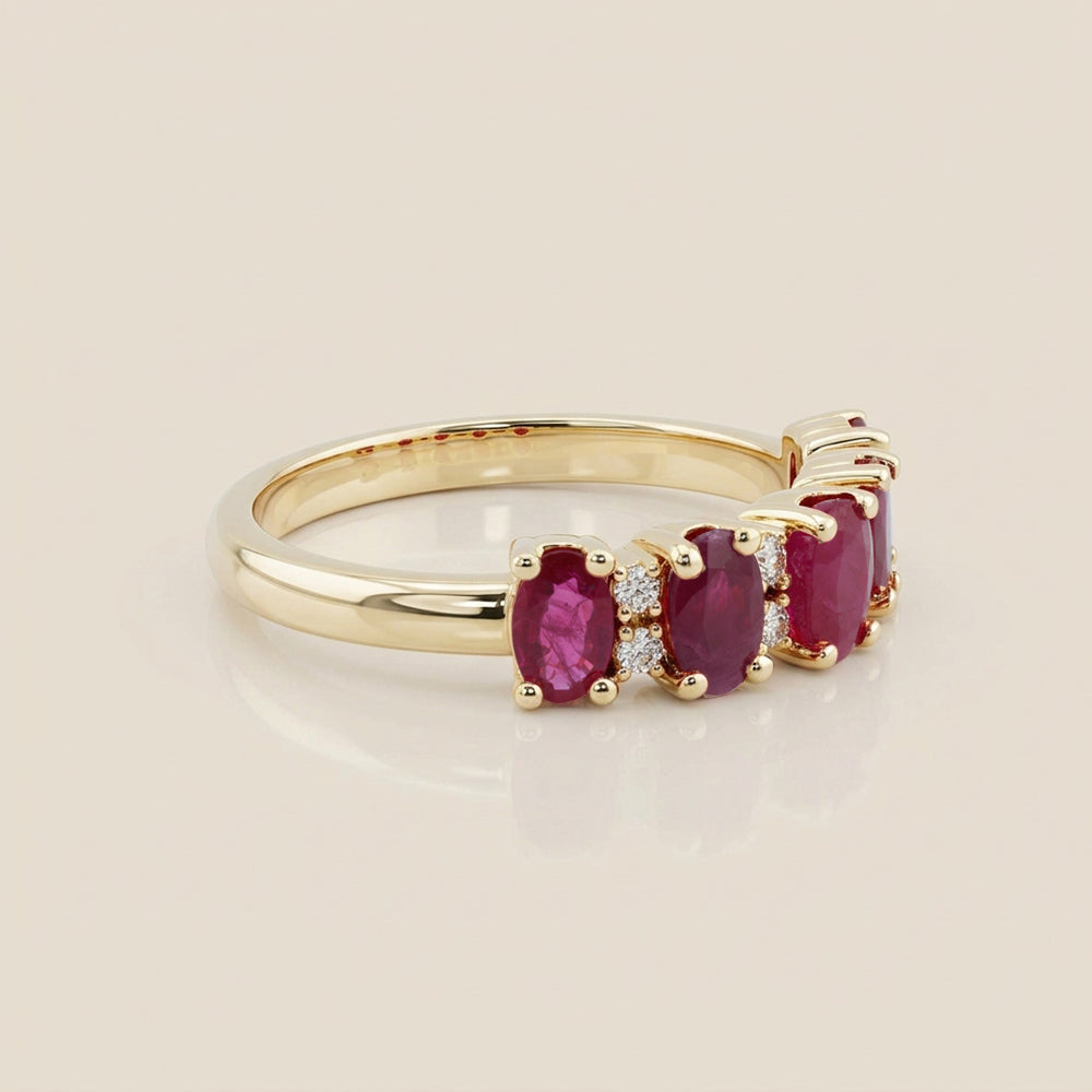 Churumbela Camila con Rubíes y Diamantes en Oro Amarillo 14K