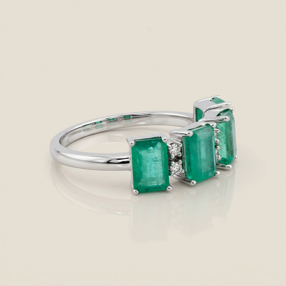 Churumbela con Esmeraldas y Diamantes en Oro Blanco de 14K
