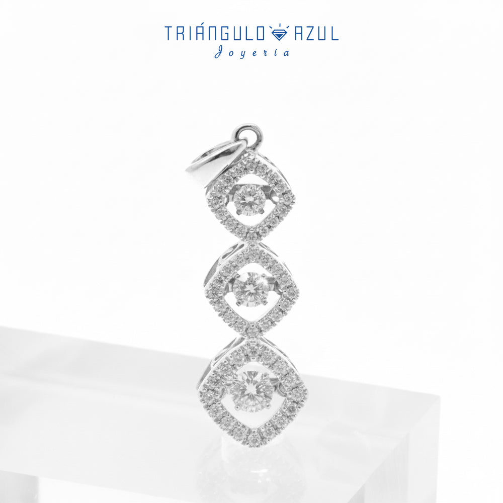 Dije 3 Diamantes Miracle con 0.52 CTS Total en Oro Blanco de 14K
