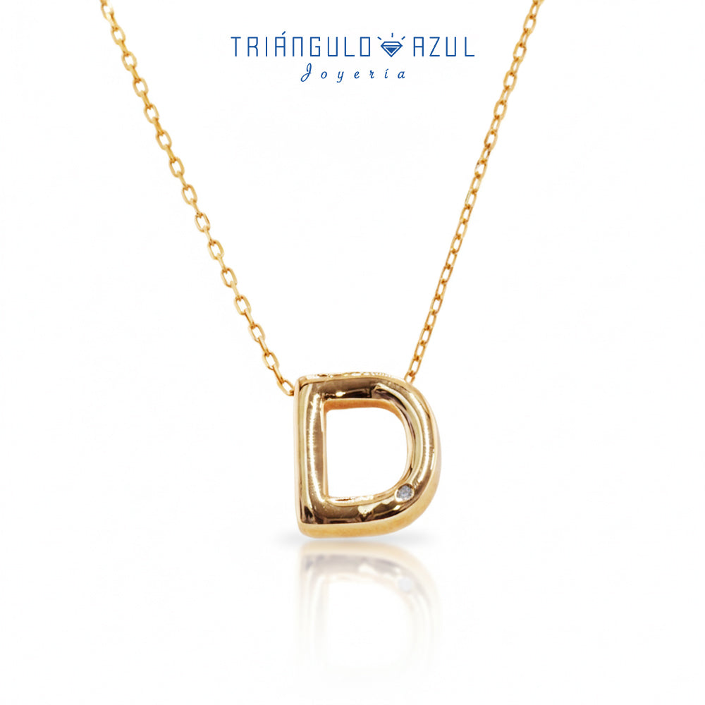 Dije de Letra D con Diamante en Oro Amarillo de 14K
