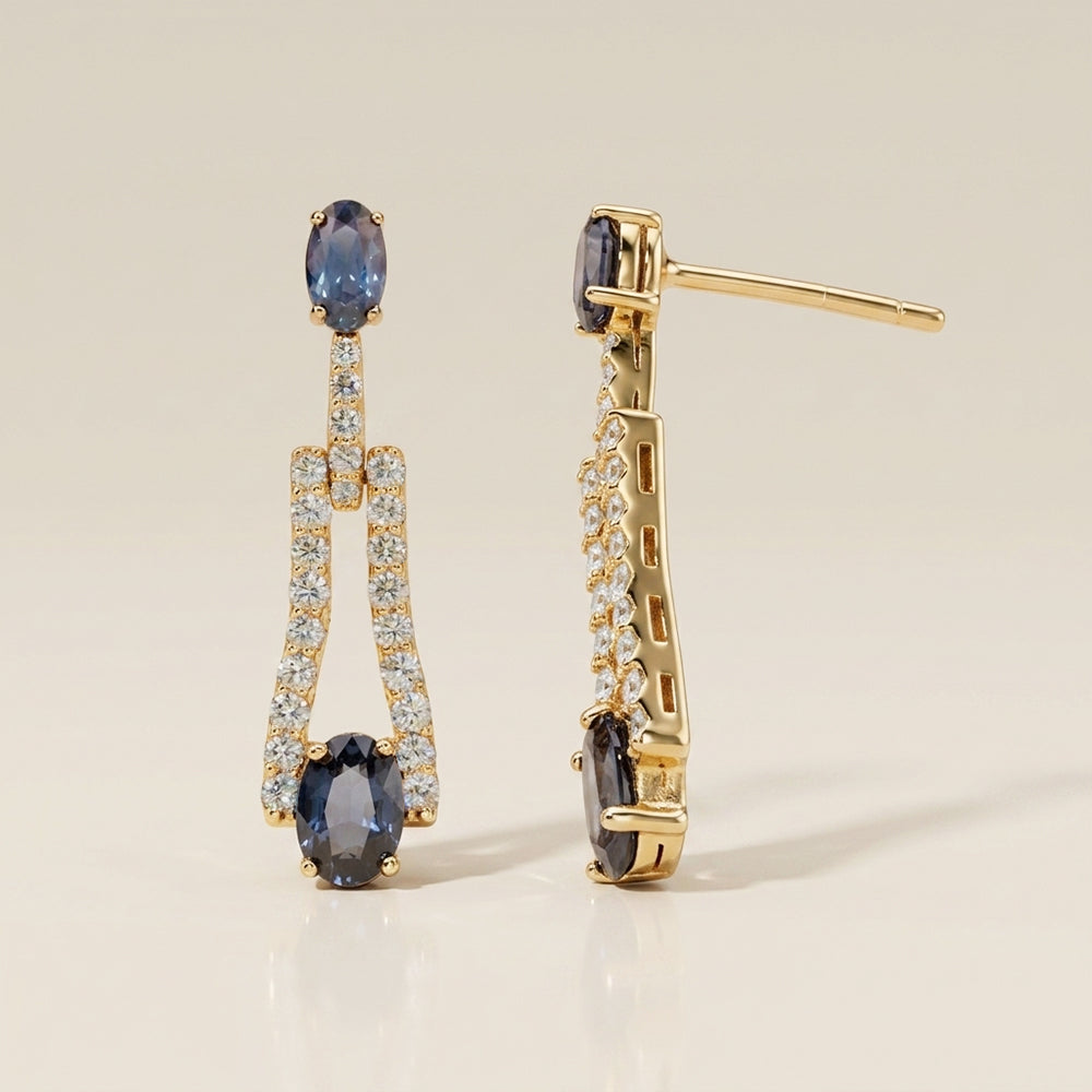 Aretes de Zafiro con 1.78 CTS Total y Diamantes con 0.68 CTS Total en Oro Amarillo de 14K
