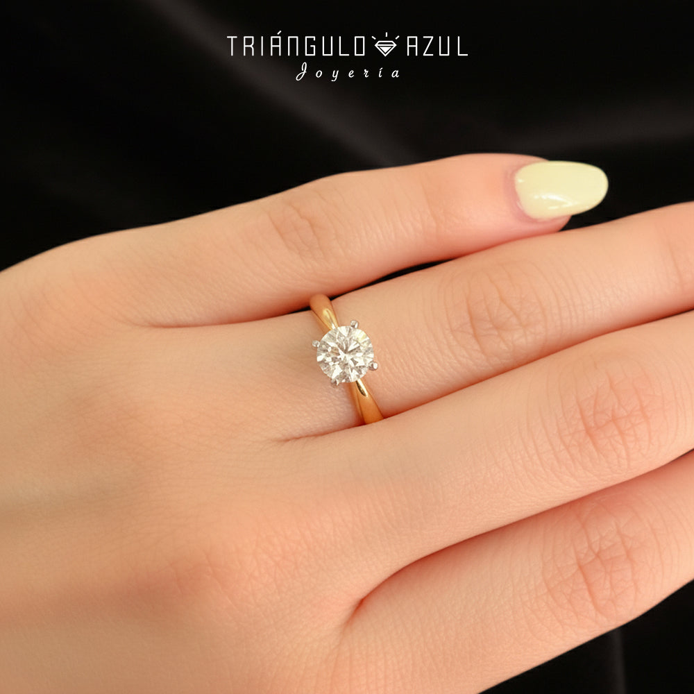 Anillo de Compromiso Con Diamante de 0.81 CTS en Oro Amarillo y Blanco de 14K