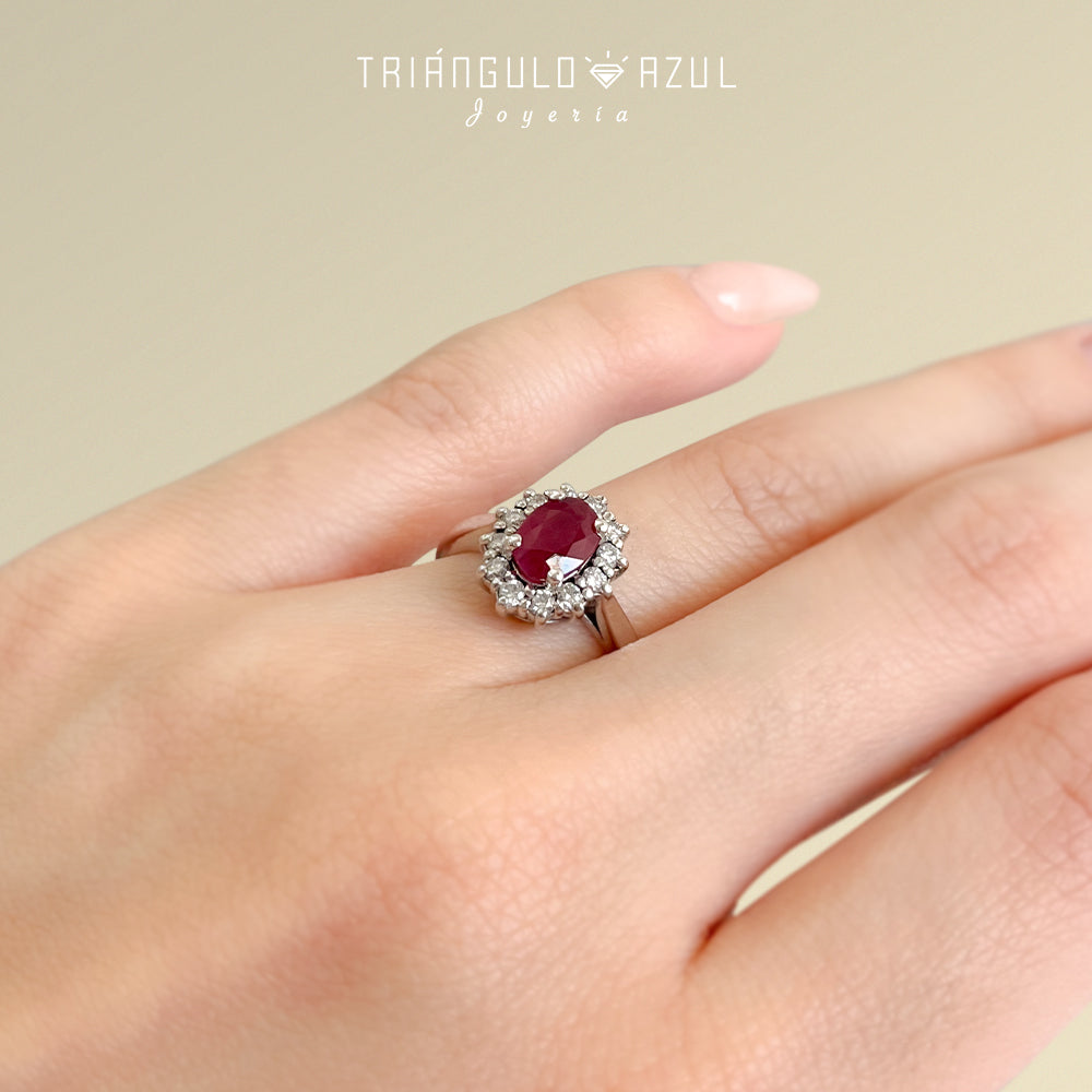 Anillo Lady D de Rubí con 1.12 CTS y Diamantes con 0.31 CTS Total en Oro Blanco de 14K