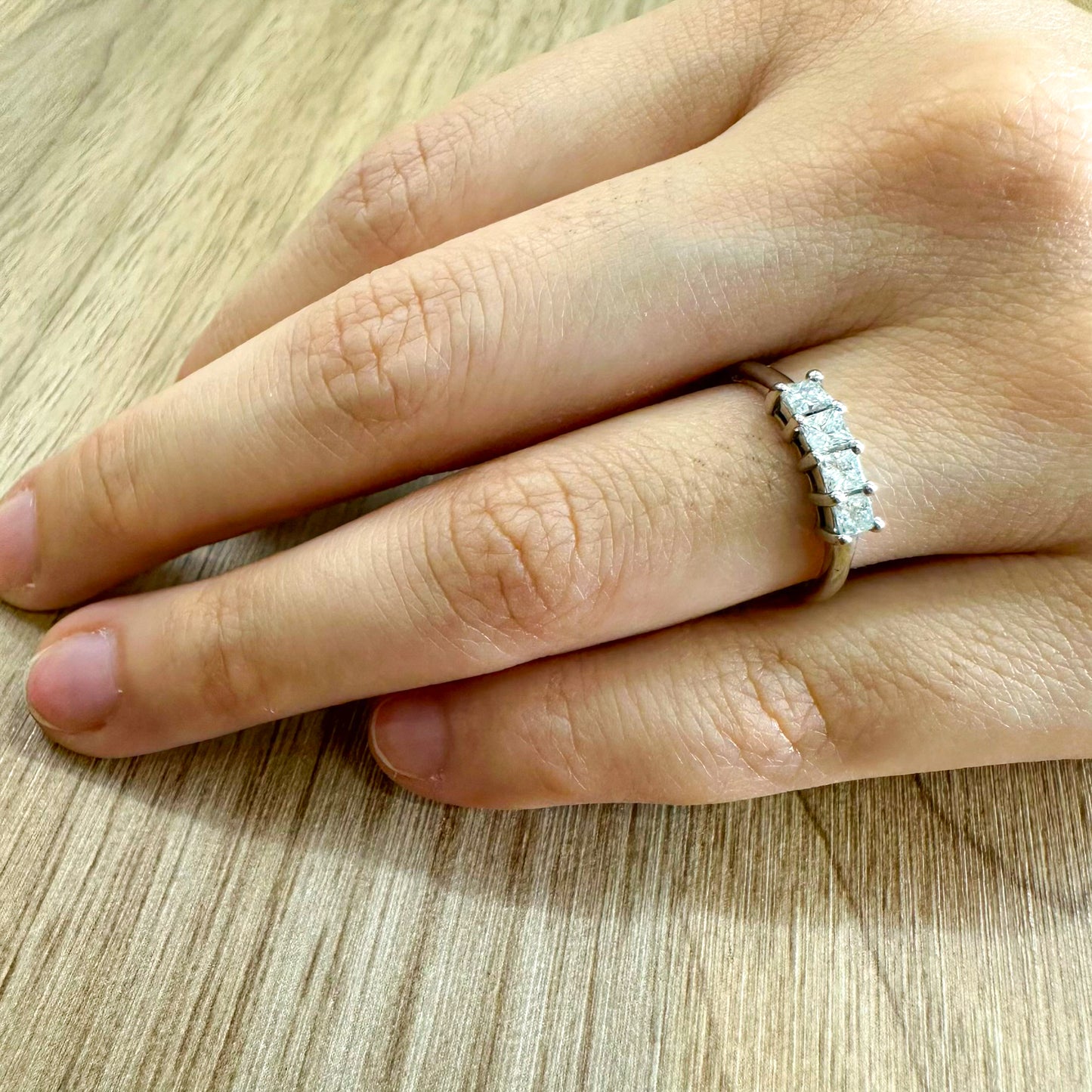 Churumbela de Diamantes 0.50 CTS en Oro Blanco de 14K