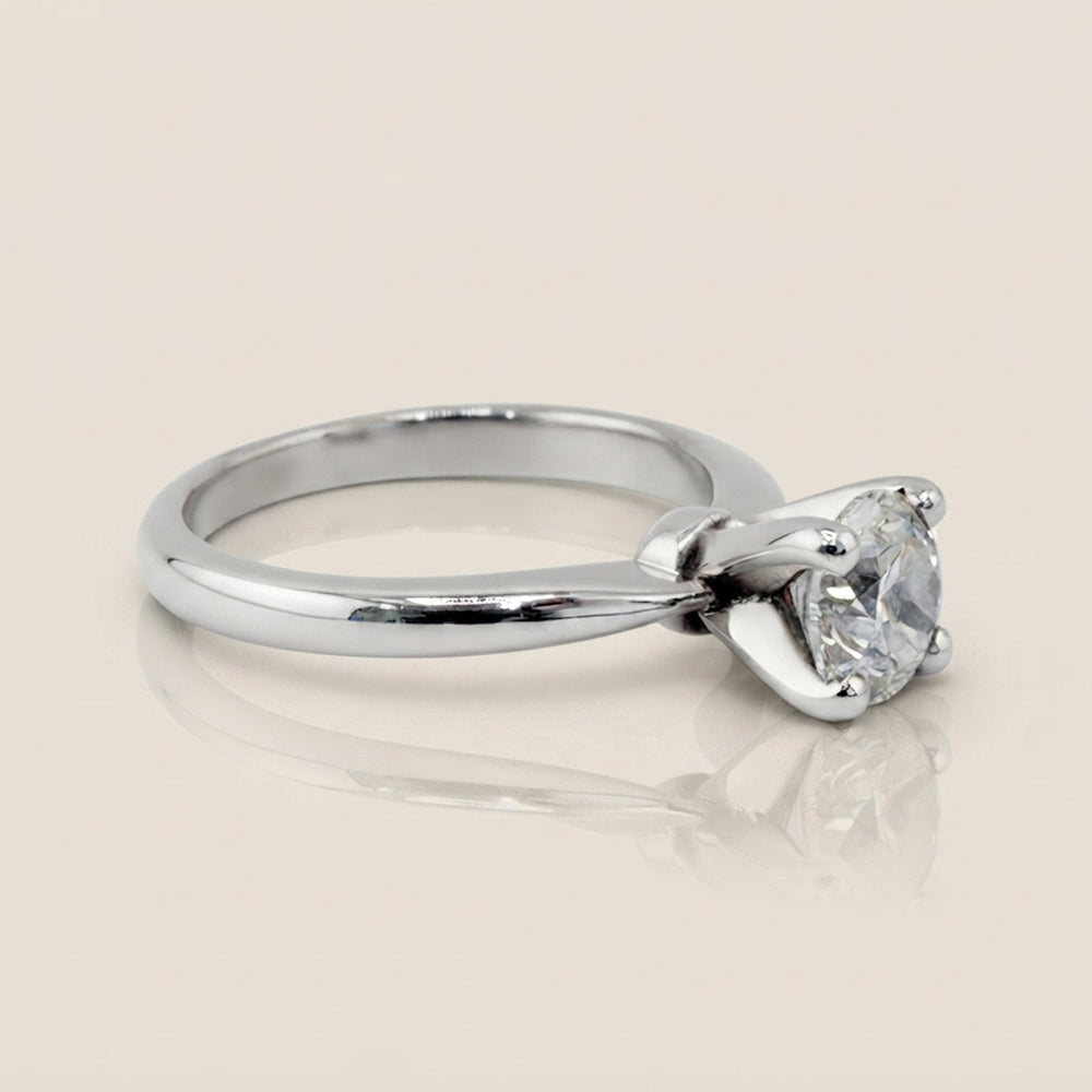 Anillo de Compromiso Solitario en Oro Blanco de 14K (GIA)