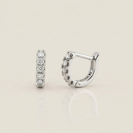 Arracaditas Fer con Diamantes en Oro Blanco de 14K