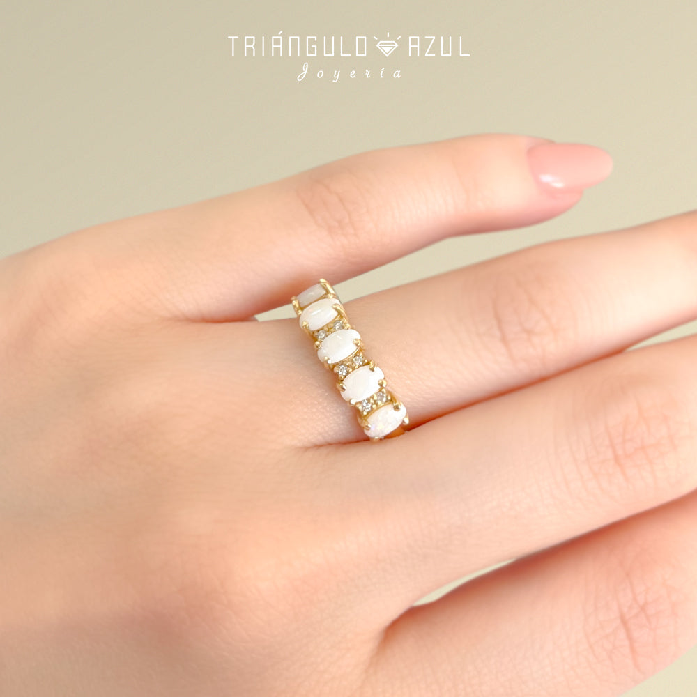 Churumbela Camila de Ópalos con 0.69 CTS Total y Diamantes con 0.08 CTS Total en Oro Amarillo de 14K