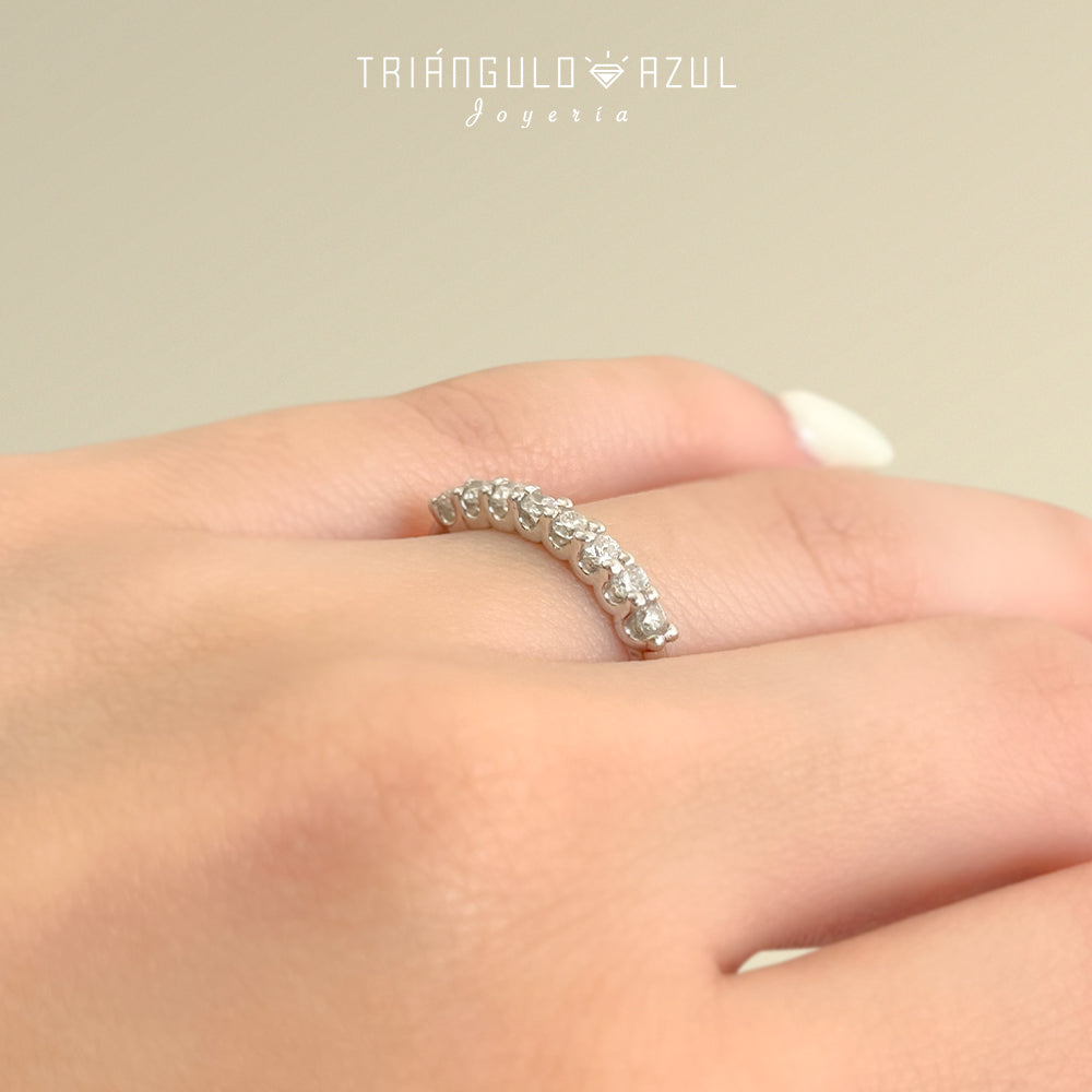 Churumbela U de Diamantes con 0.45 CTS Total en Oro Blanco de 14K
