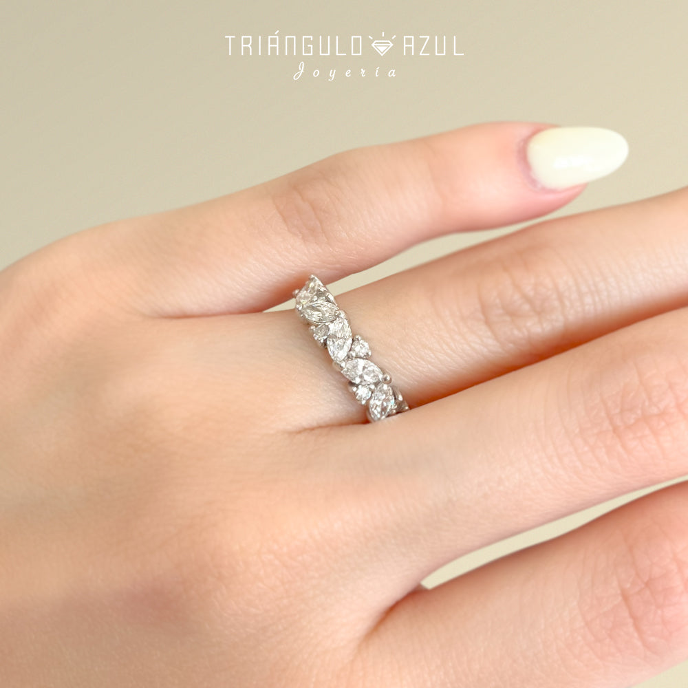 Churumbela Zigzag de Diamantes con 1.03 CTS Total en Oro Blanco de 14K