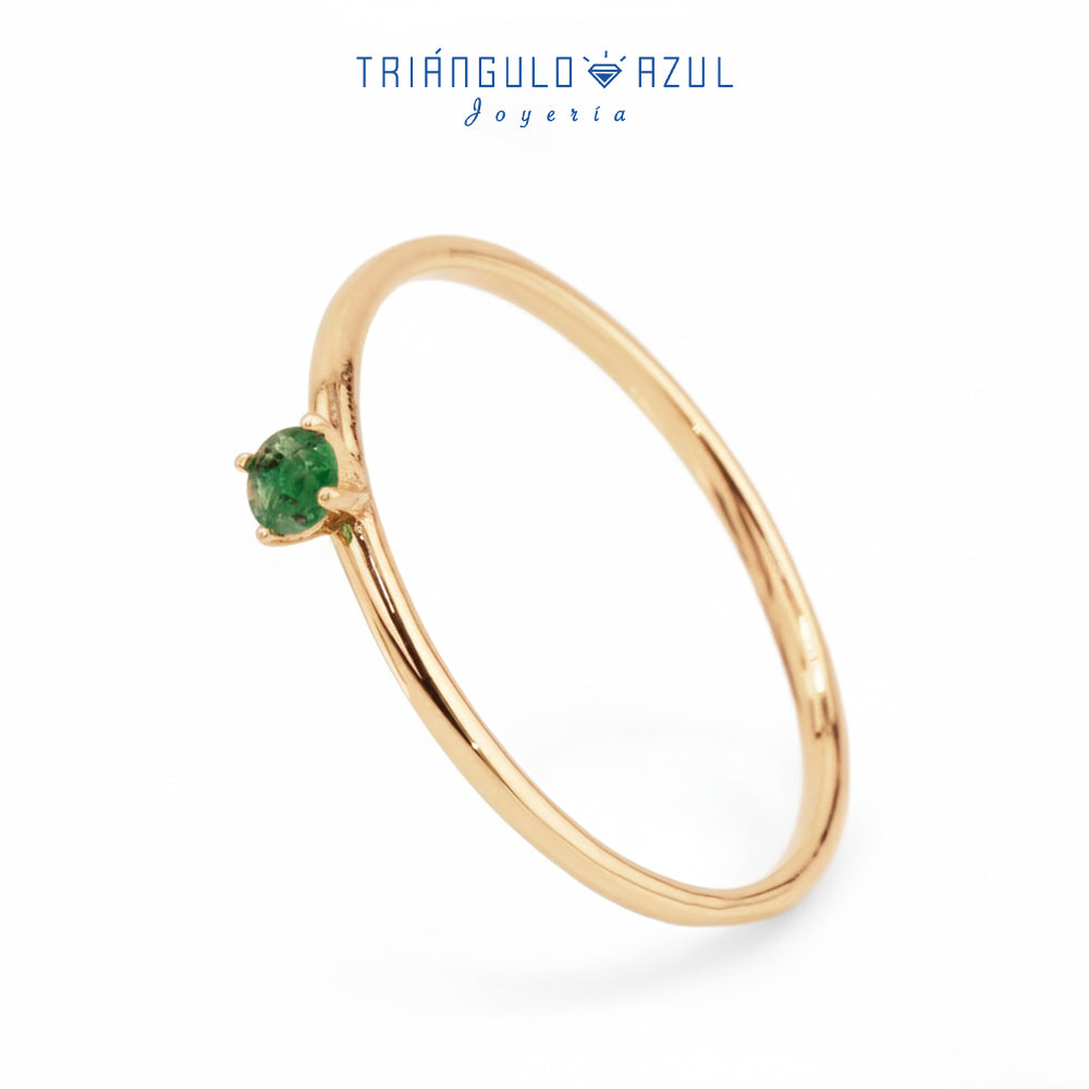 Anillo Solitario de Esmeralda con 0.10 CTS Total en Oro Amarillo de 14K