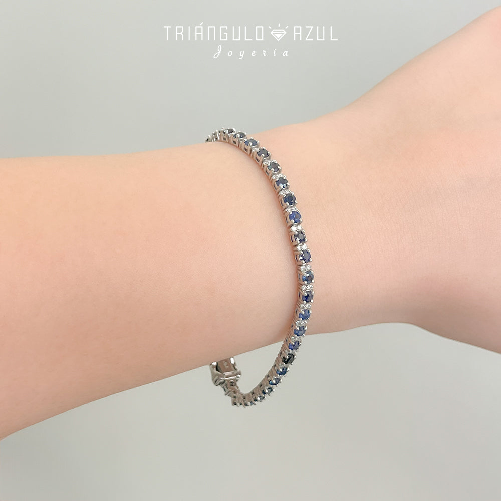 Pulsera Tenis Isabel de Zafiros con 5.44 CTS Total y Diamantes con 0.81 CTS Total en Oro Blanco de 14K