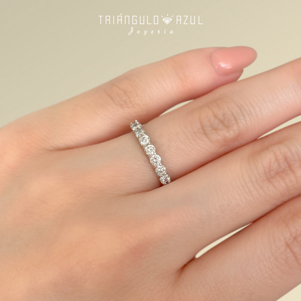 Churumbela U de Diamantes con 0.60 CTS Total en Oro Blanco de 14K