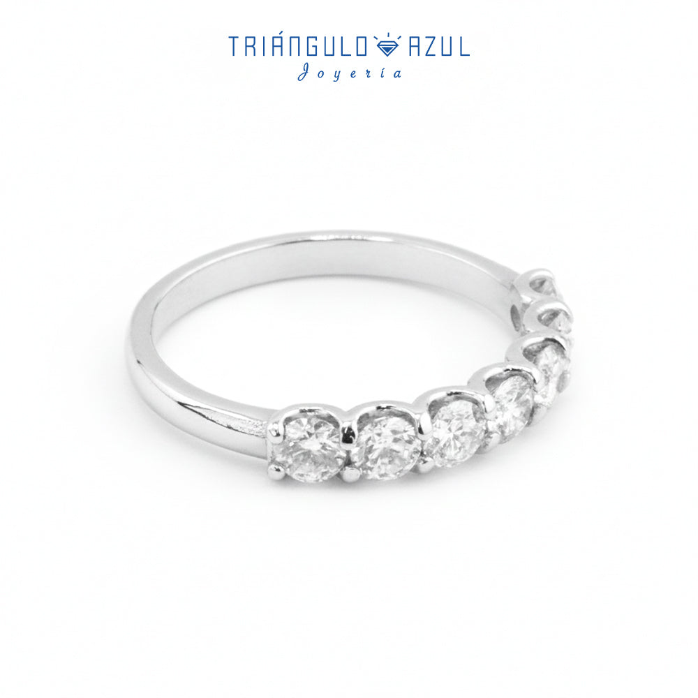 Churumbela Tipo U de Diamantes con 0.90 CTS Total en Oro Blanco de 14K