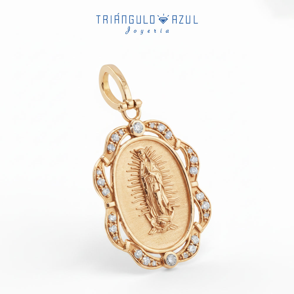 Dije Virgen con Piedras de Diamantes con 0.75 CTS Total en Oro Amarillo de 14K
