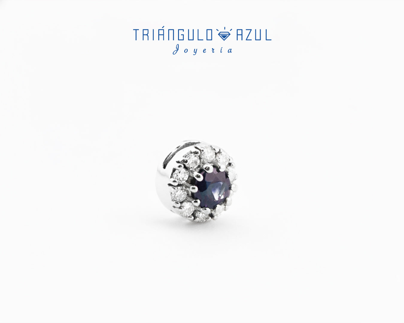 Dije a Juego de Zafiro con 0.20 CTS Total y Diamantes con 0.11 CTS Total en Oro Blanco de 14K