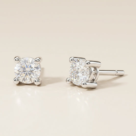 Broqueles Sencillos de Diamantes en Oro Blanco de 14K