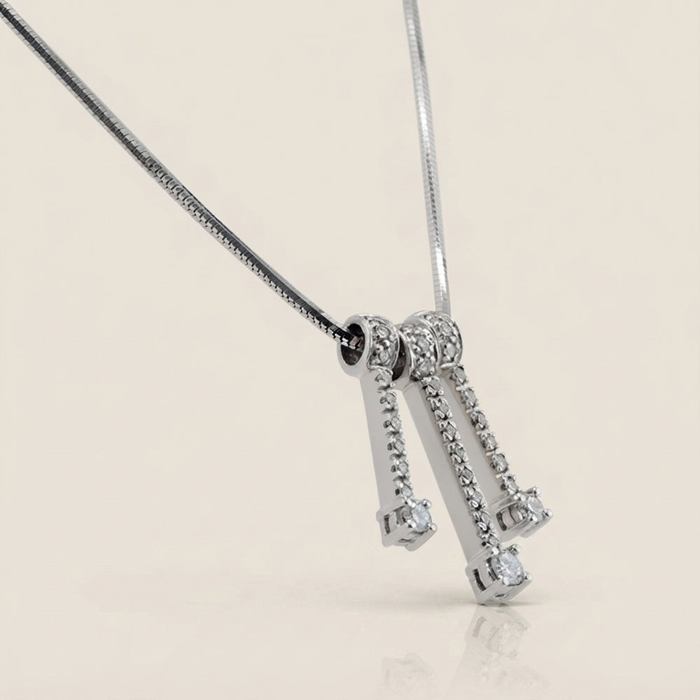Gargantilla 3 Dijes con Diamantes en Oro Blanco de 14K