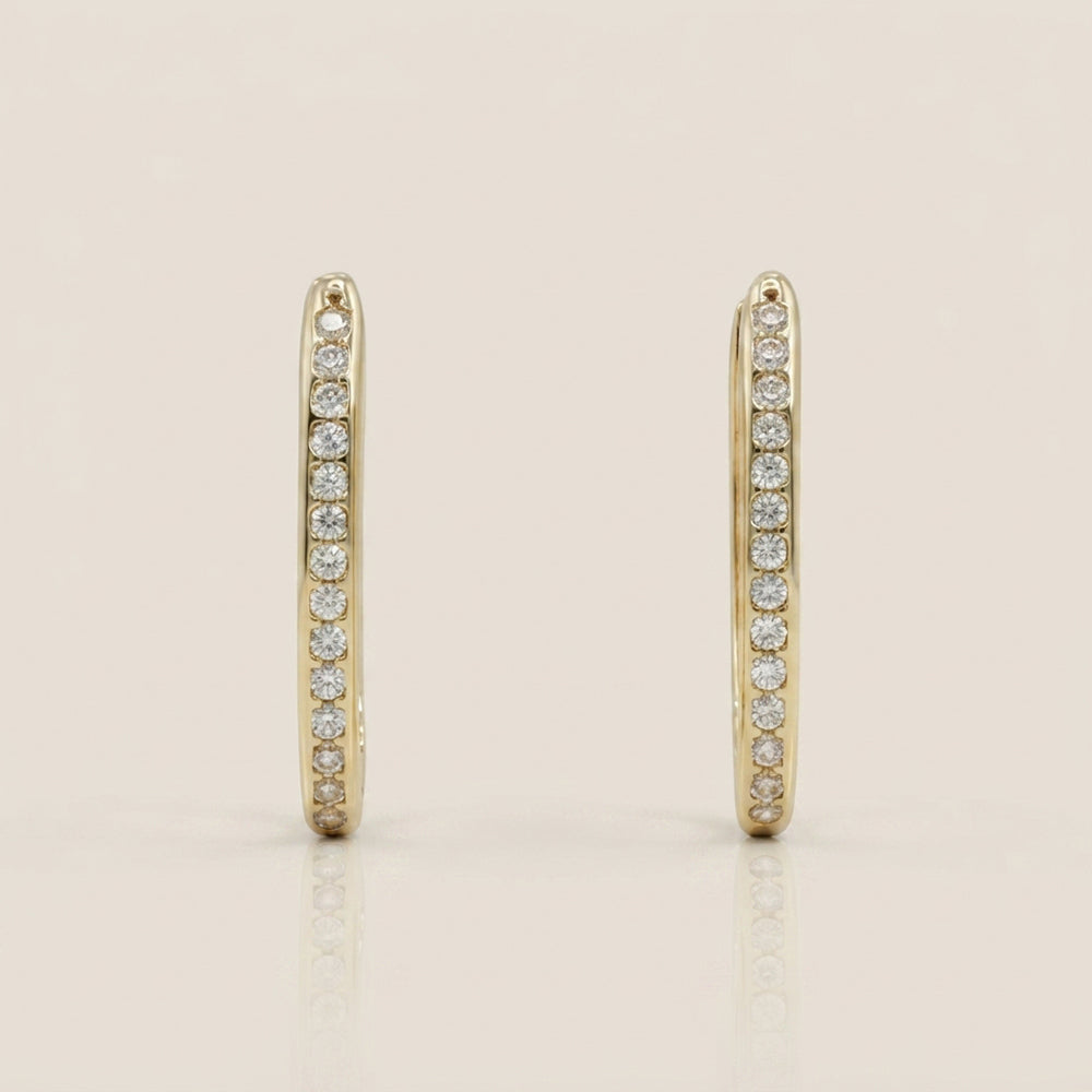 Aretes Largos Huecos con Circonias en Oro Amarillo de 10K
