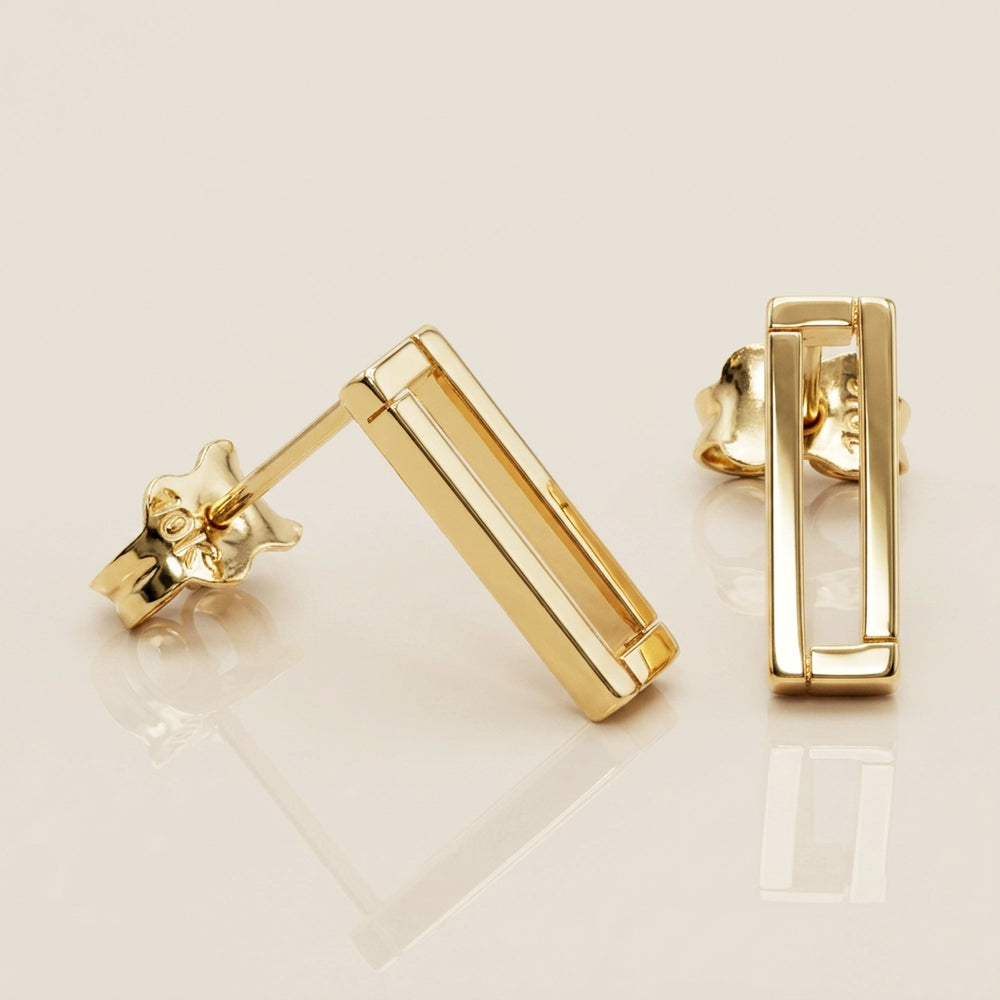 Aretes Rectangulares Huecos en Oro Amarillo de 10K