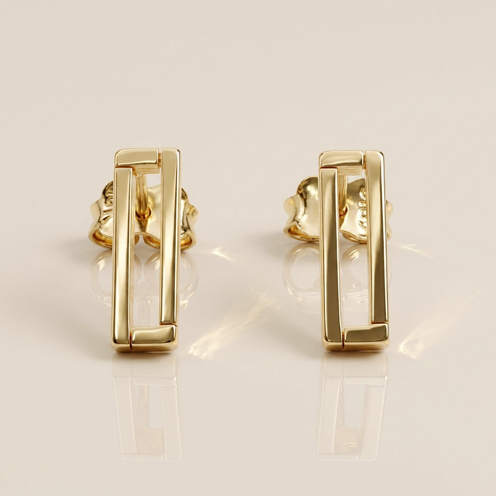 Aretes Rectangulares Huecos en Oro Amarillo de 10K