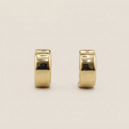 Aretes Huggies Redondos en Oro Amarillo de 14K