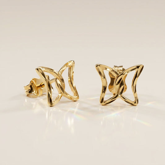 Aretes Mariposa Calado en Oro Amarillo de 14K