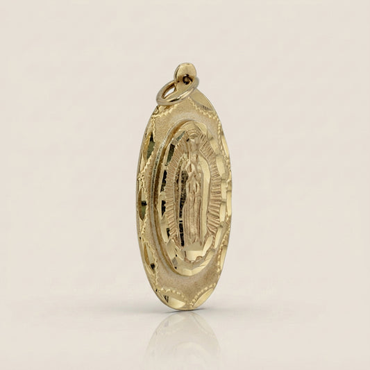 Dije Virgen de Guadalupe en Oro Amarillo de 14K