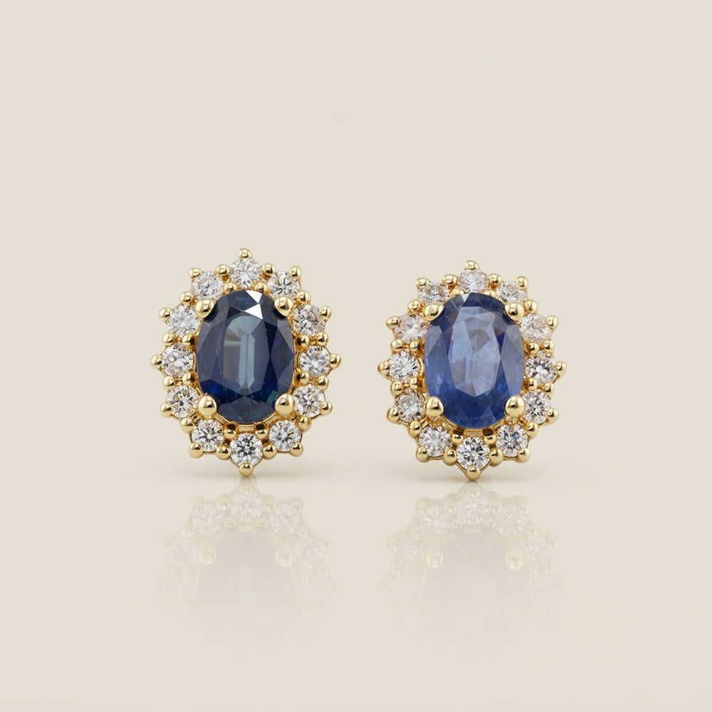 Aretes Lady D con Zafiros y Diamantes en Oro Amarillo de 14K