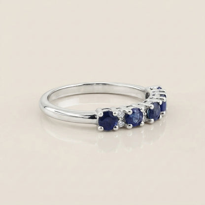Churumbela Isabel con Zafiros y Diamantes en Oro Blanco de 14K