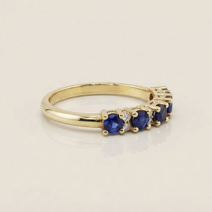 Churumbela Isabel con Zafiros y Diamantes en Oro Amarillo de 14K