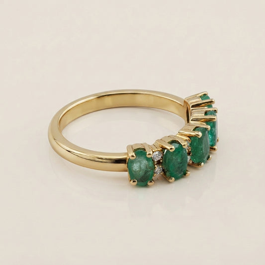 Churumbela Camila con Esmeraldas y Diamantes en Oro Amarillo de 14K