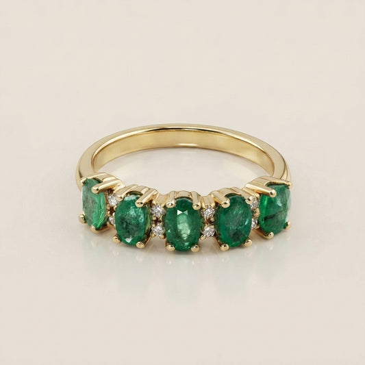 Churumbela Camila con Esmeraldas y Diamantes en Oro Amarillo de 14K