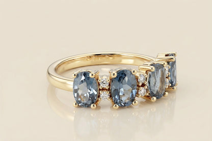 Churumbela Camila con Topacio London Blue y Diamantes en Oro Amarillo de 14K