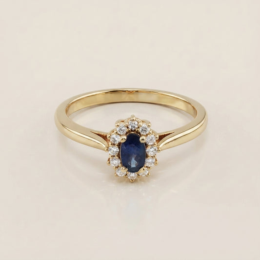 Lady D con Zafiro y Diamantes en Oro Amarillo de 14K
