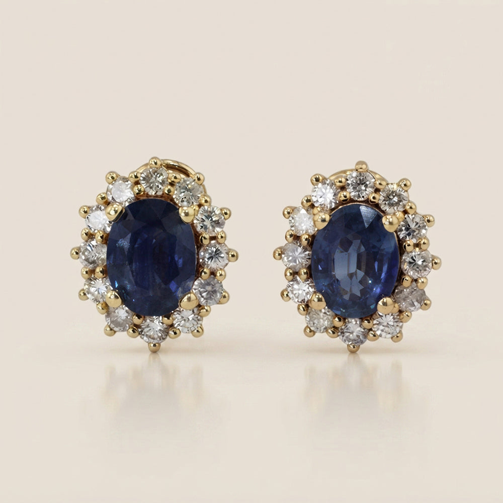 Aretes Lady D con Zafiros y Diamantes en Oro Amarillo de 14K