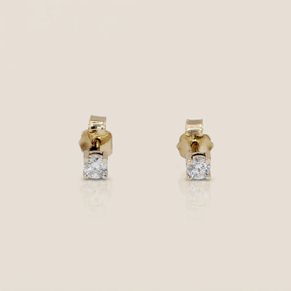 Broqueles con Diamantes en Oro Amarillo de 14K
