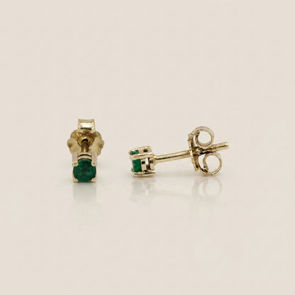Broqueles con Esmeralda en Oro Amarillo de 14K