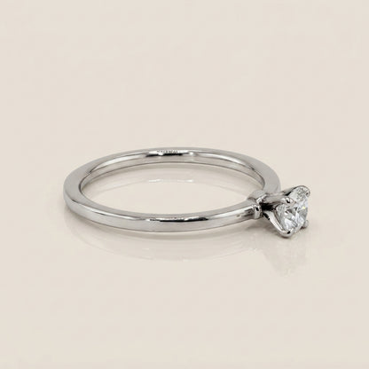 Anillo de Compromiso Solitario en Oro Blanco de 14K (CERTIFICADO GIA)