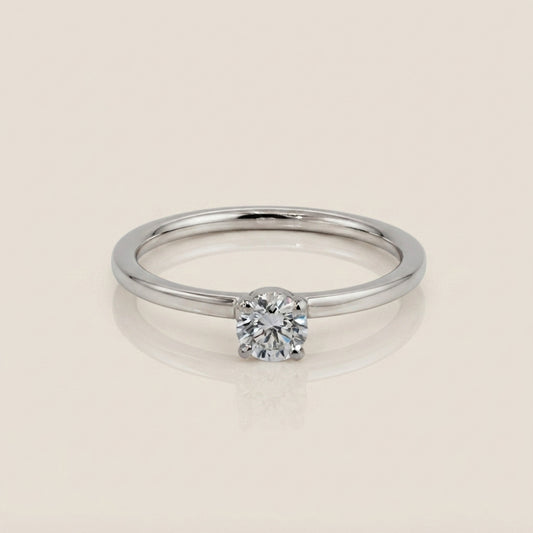 Anillo de Compromiso Solitario en Oro Blanco de 14K (CERTIFICADO GIA)