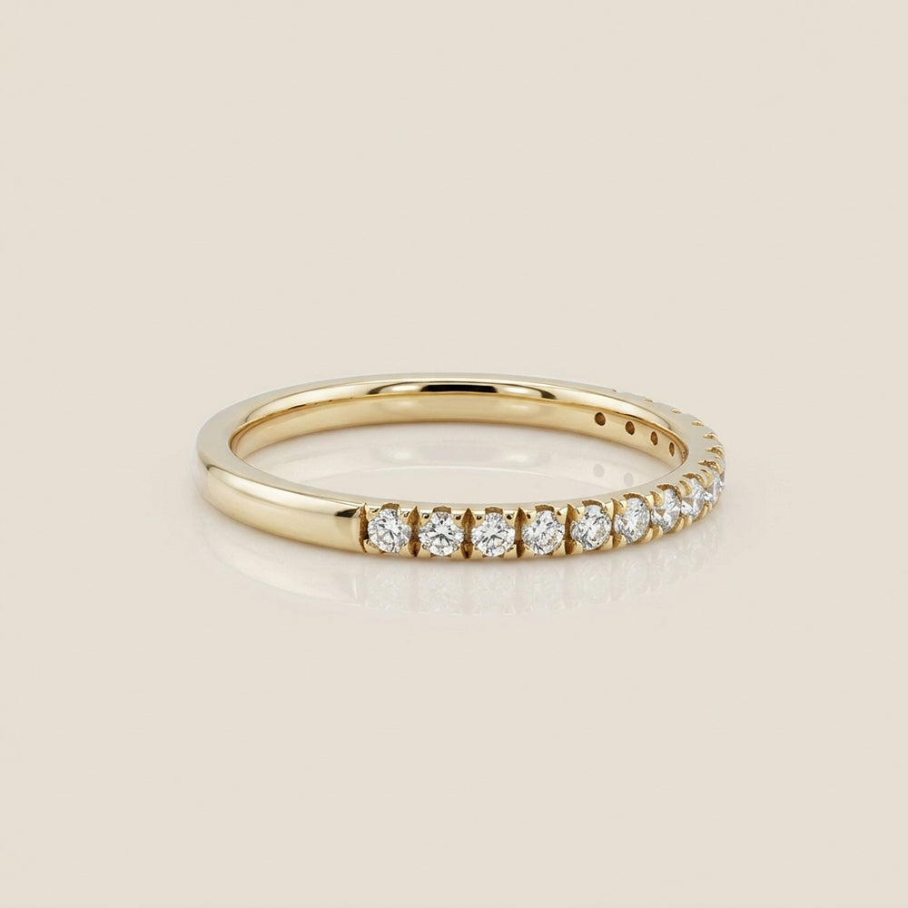 Churumbela Split Prong con Diamantes en Oro Amarillo de 14K