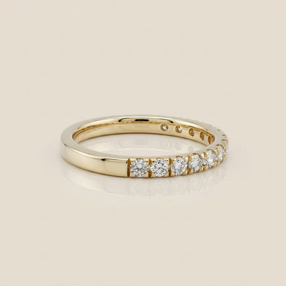 Churumbela Split Prong con Diamantes en Oro Amarillo de 14K