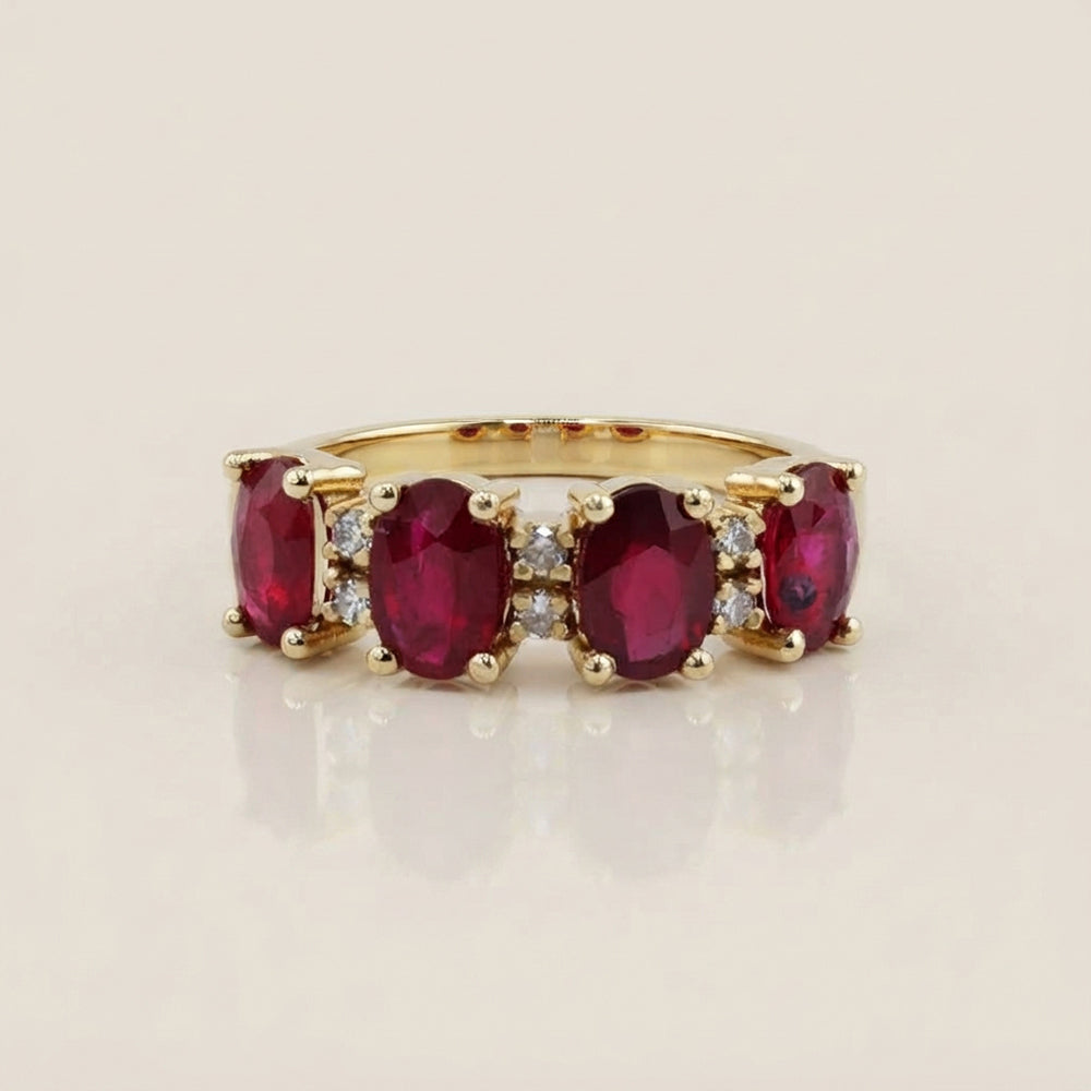 Churumbela Camila con Rubíes y Diamantes en Oro Amarillo de 14K