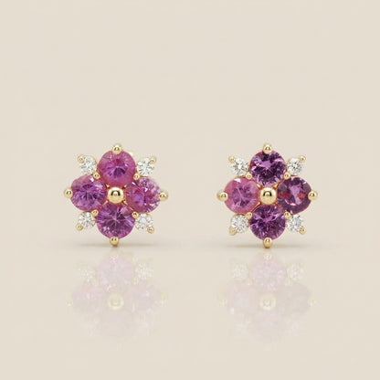 Aretes Flor Trébol con Zafiros Rosa y Diamantes en Oro Amarillo de 14K