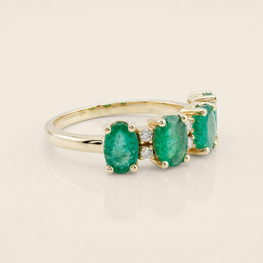Churumbela Camila con Esmeraldas y Diamantes en Oro Amarillo de 14K