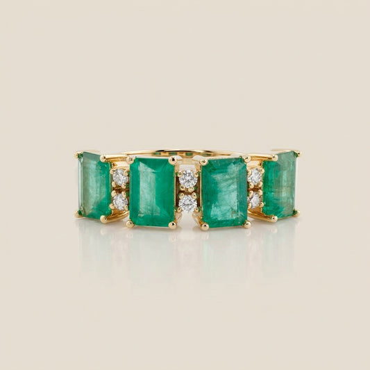 Churumbela con Esmeraldas y Diamantes en Oro Amarillo de 14K