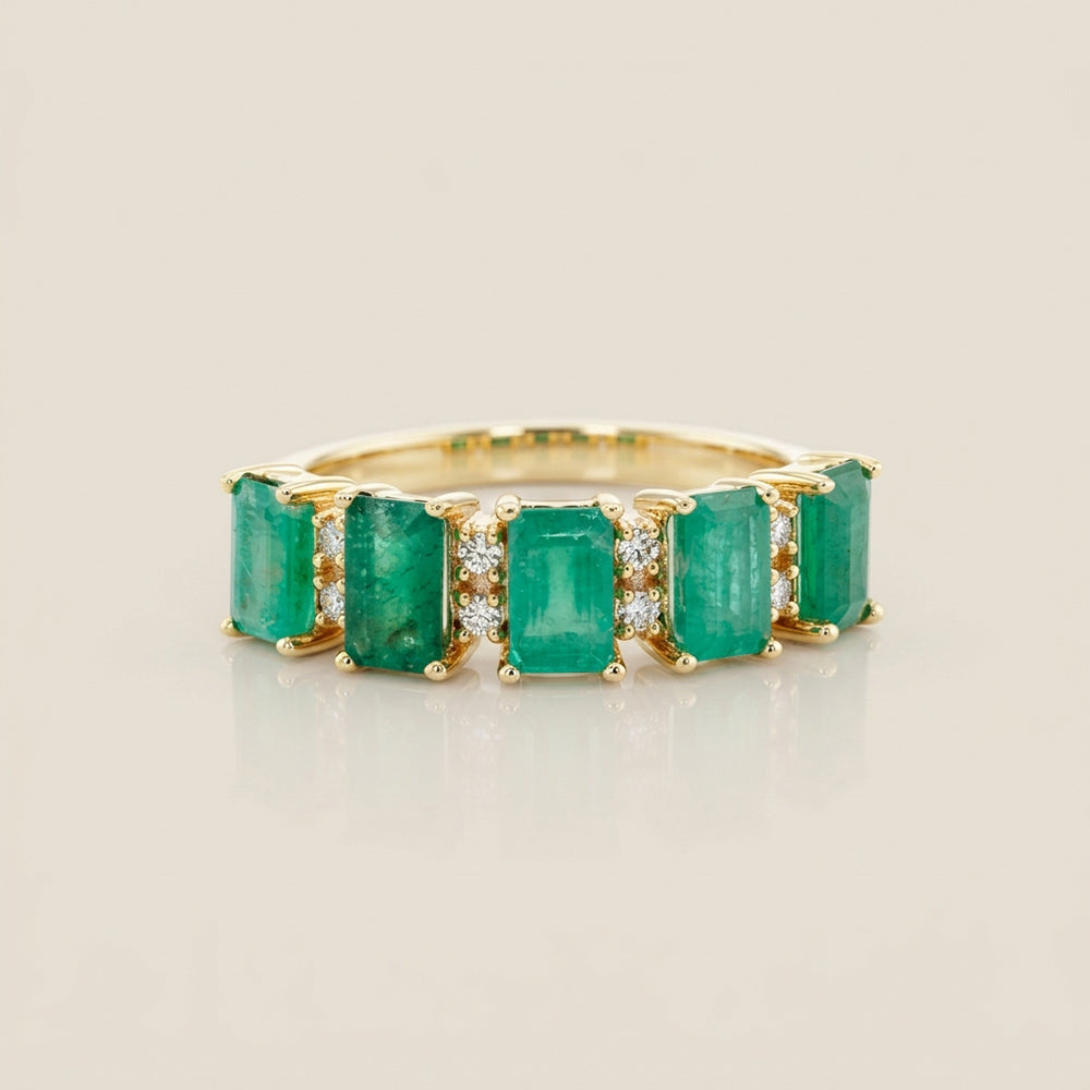 Churumbela con Esmeraldas y Diamantes en Oro Amarillo de 14K