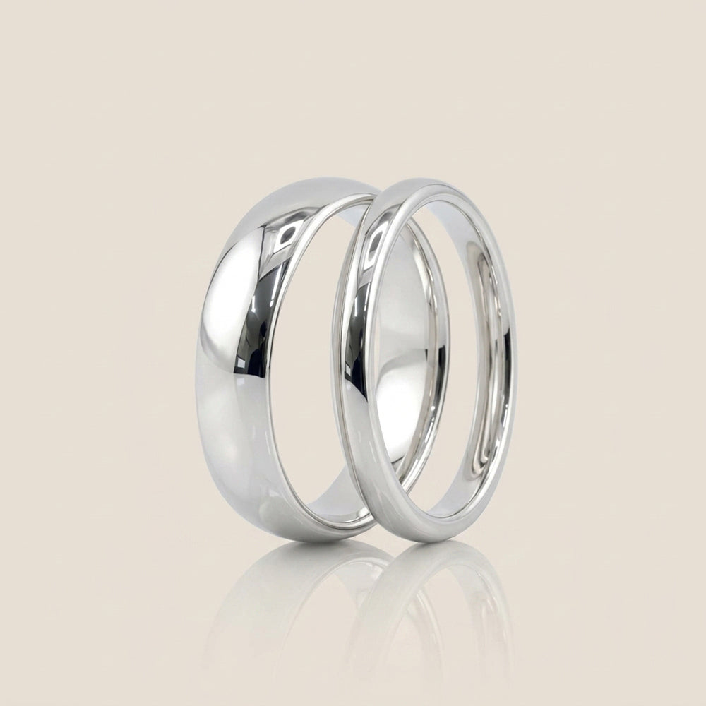 Par de Argollas Media Caña, 2.5 mm & 5 mm en Oro de 18K