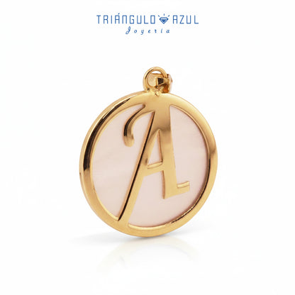 Dije de Madre Perla Letra A en Oro Amarillo de 14K